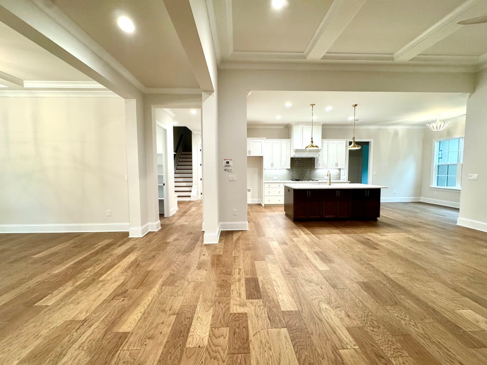 IC_39_Custom_Plan_3207_interior_8.11.12_5-1