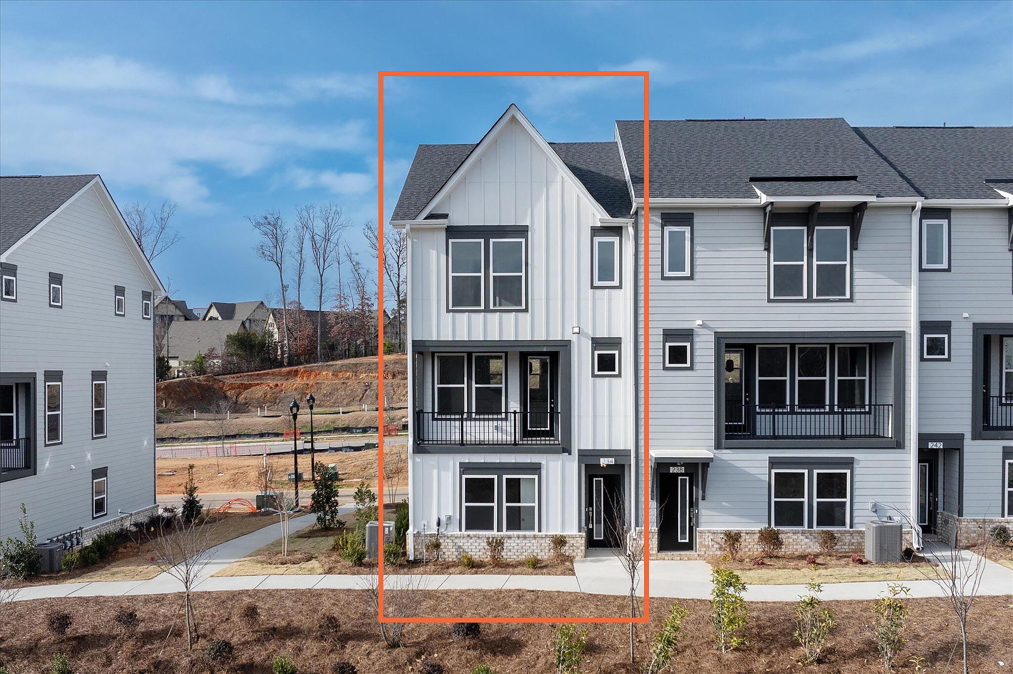 car_brx0075_012026-vt-02-exterior-front