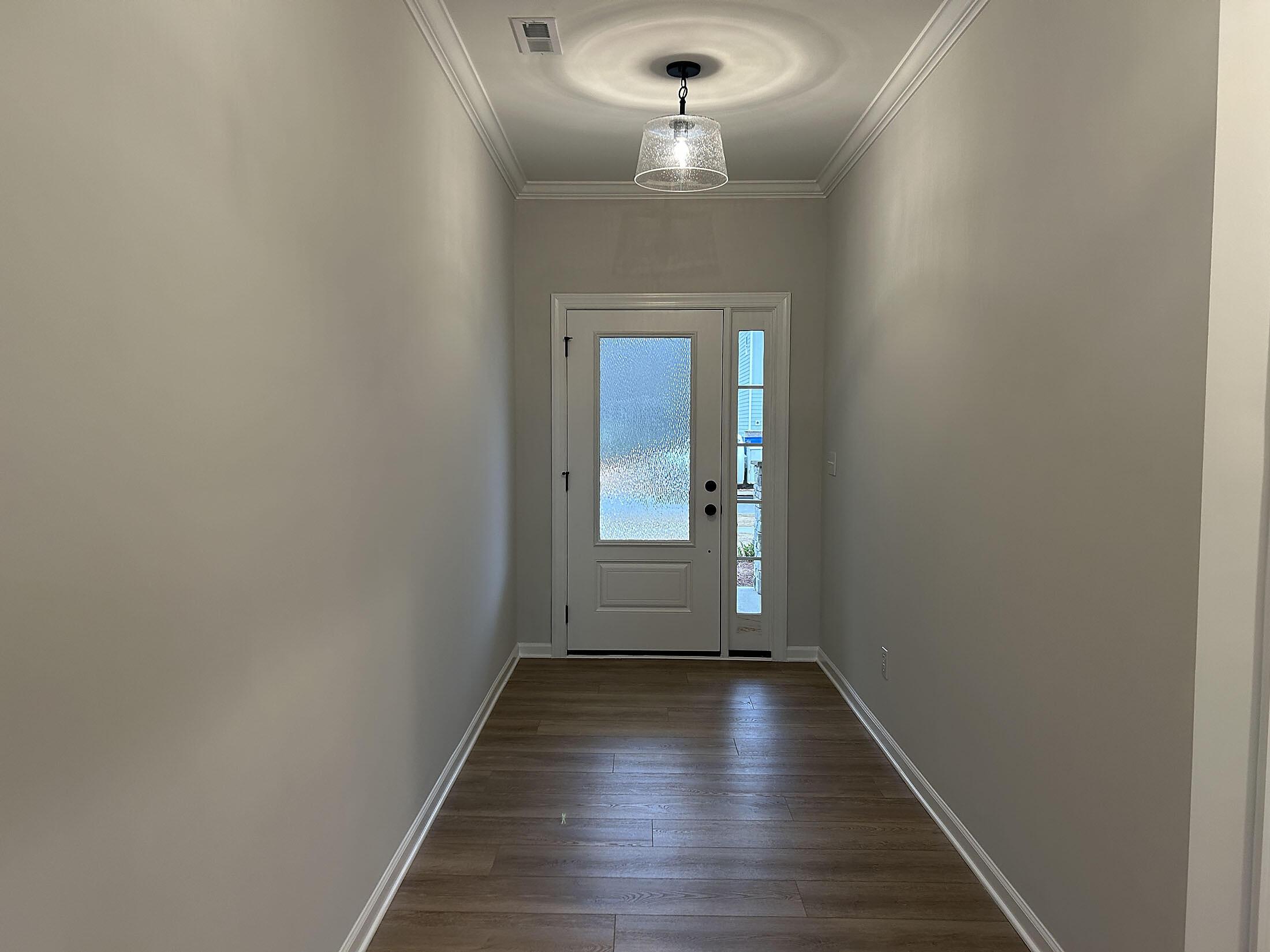 car_cal0044-120925-foyer-1