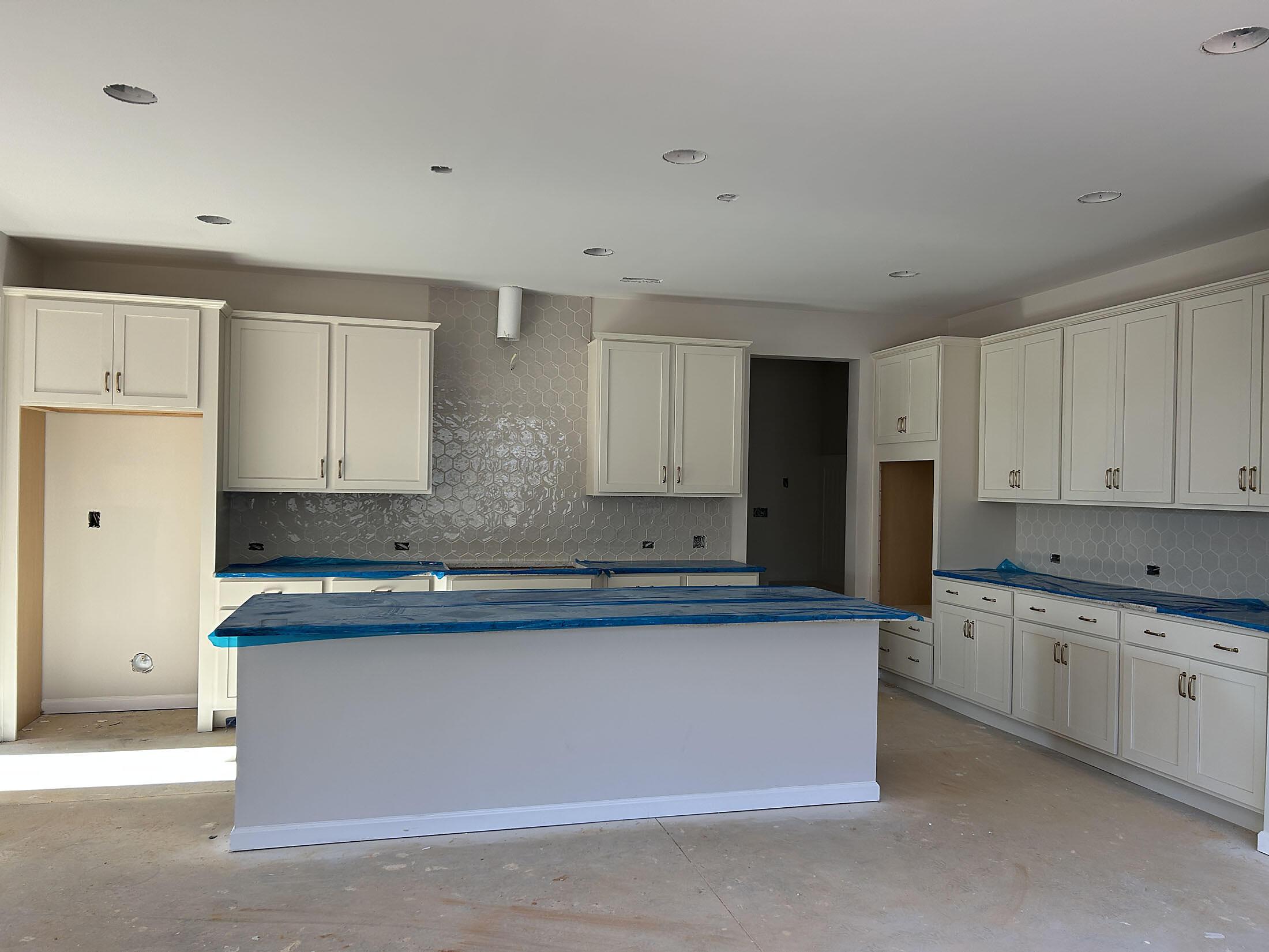 car_cal0065_010526_kitchen-b-1