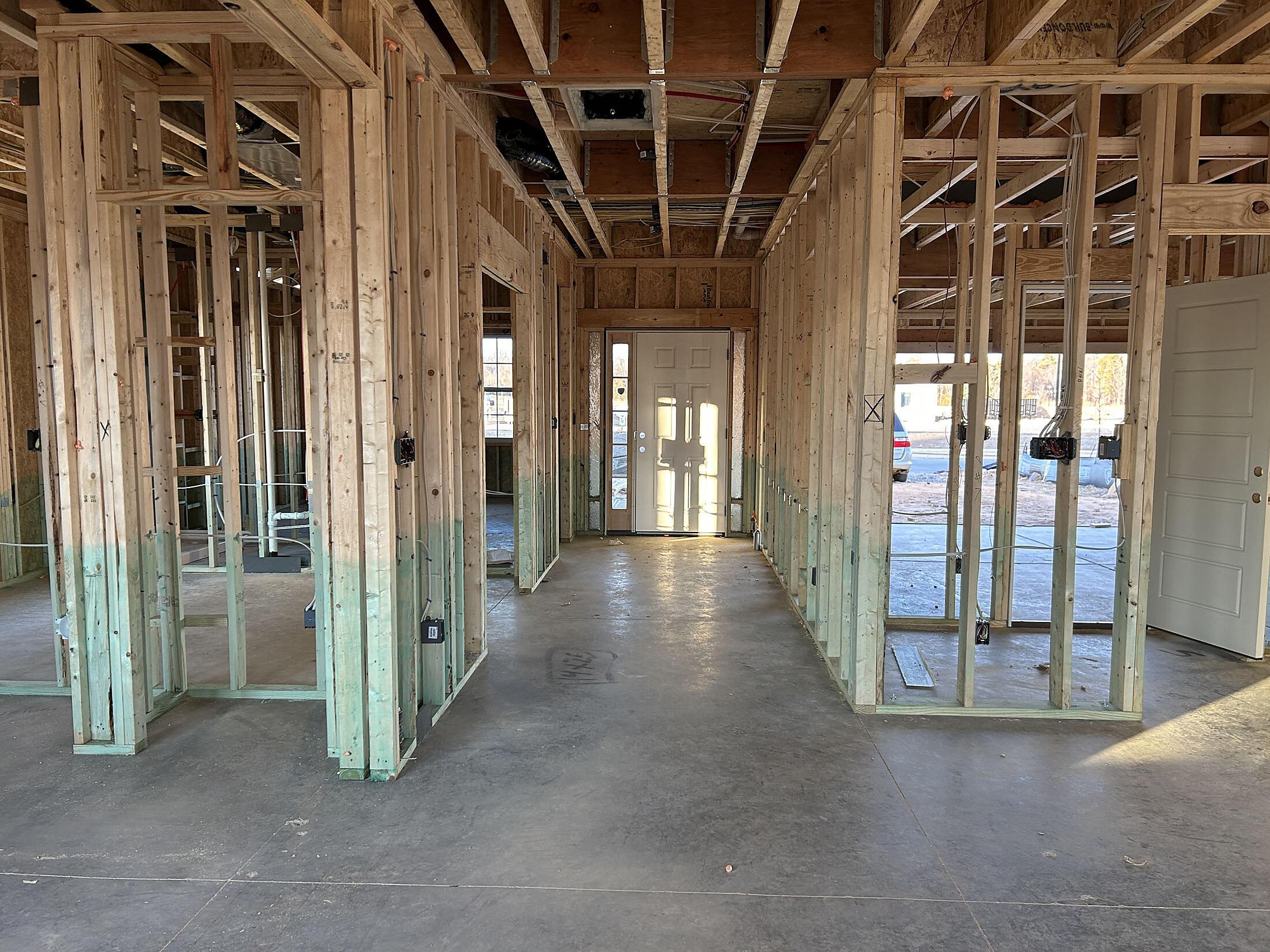car_cal0075_011226-view-of-front-hallway-1