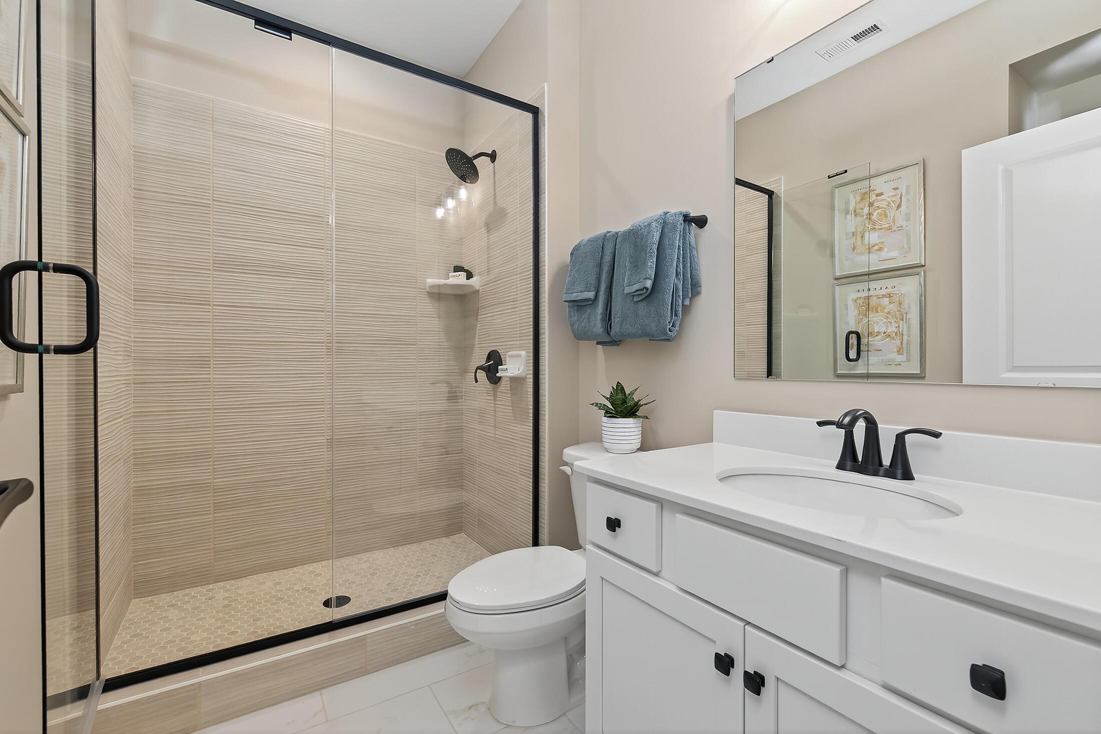 car_ellington_harris_farms_37_vt_bath2-1