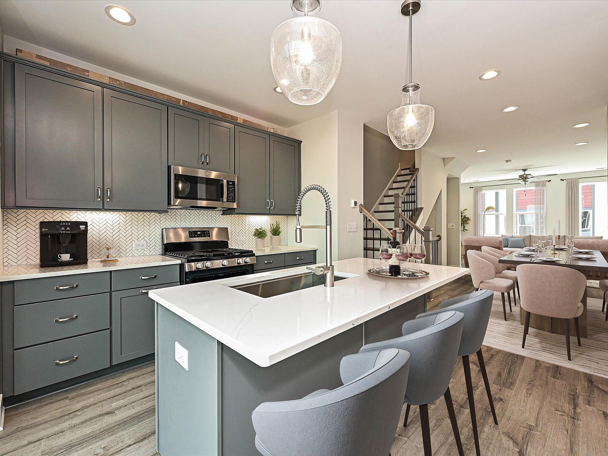 car_eqx0102-082025-vt-staged-09-kitchen-1