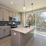 car_eqx1664-111225-vt-10-kitchen-2