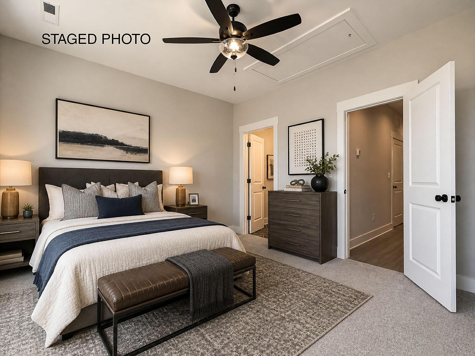 car_eqx1664-111225-vt-20-primary-bedroom-staged-text