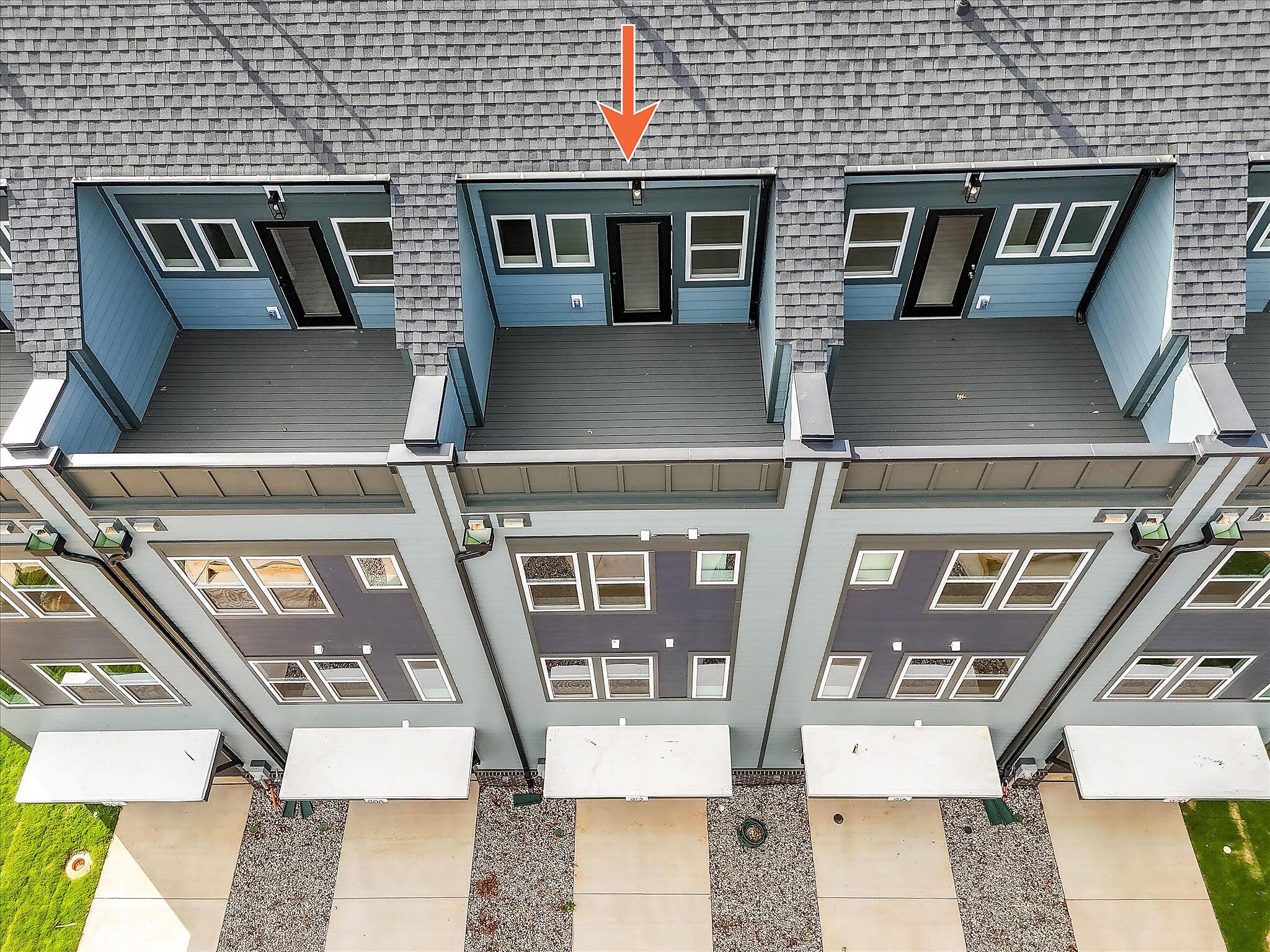 car_eqx1665-111125-vt-20-drone-rooftop-terrace-1