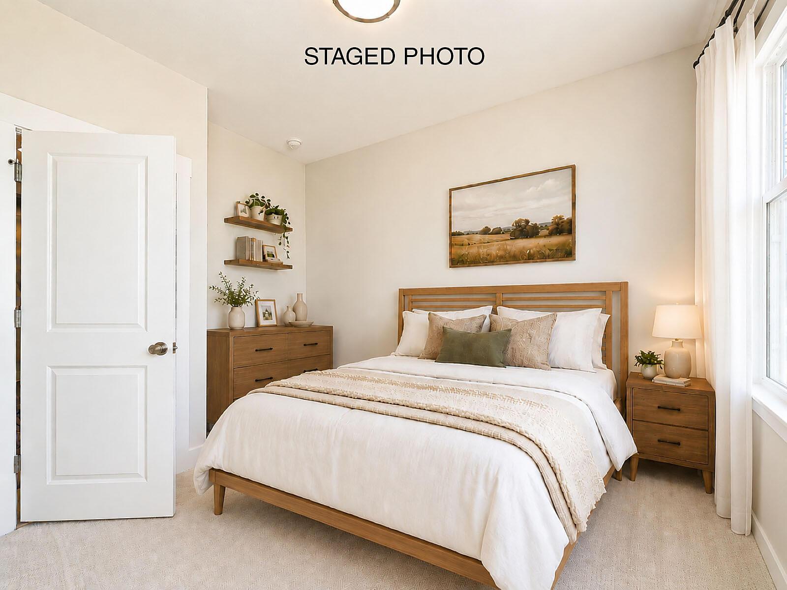 car_eqx1666-111225-vt-23-bedroom-2-staged-text