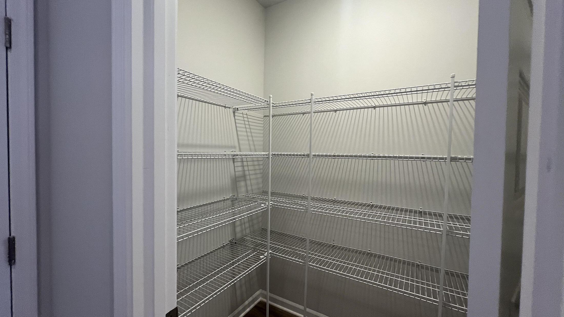 car_haf0026_012726-pantry