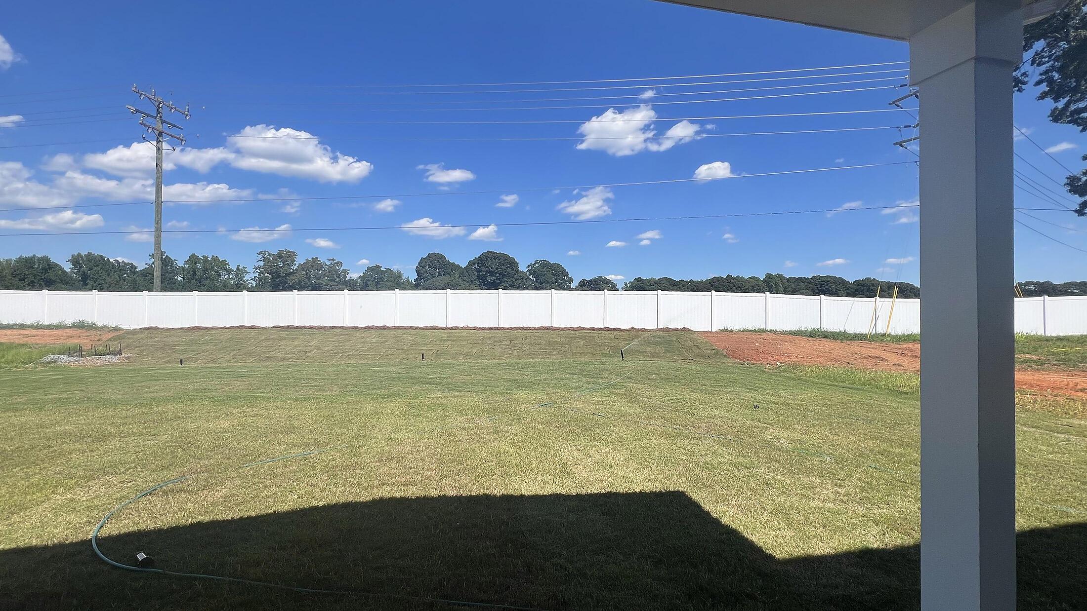 car_haf0033-090225-new-backyard-1