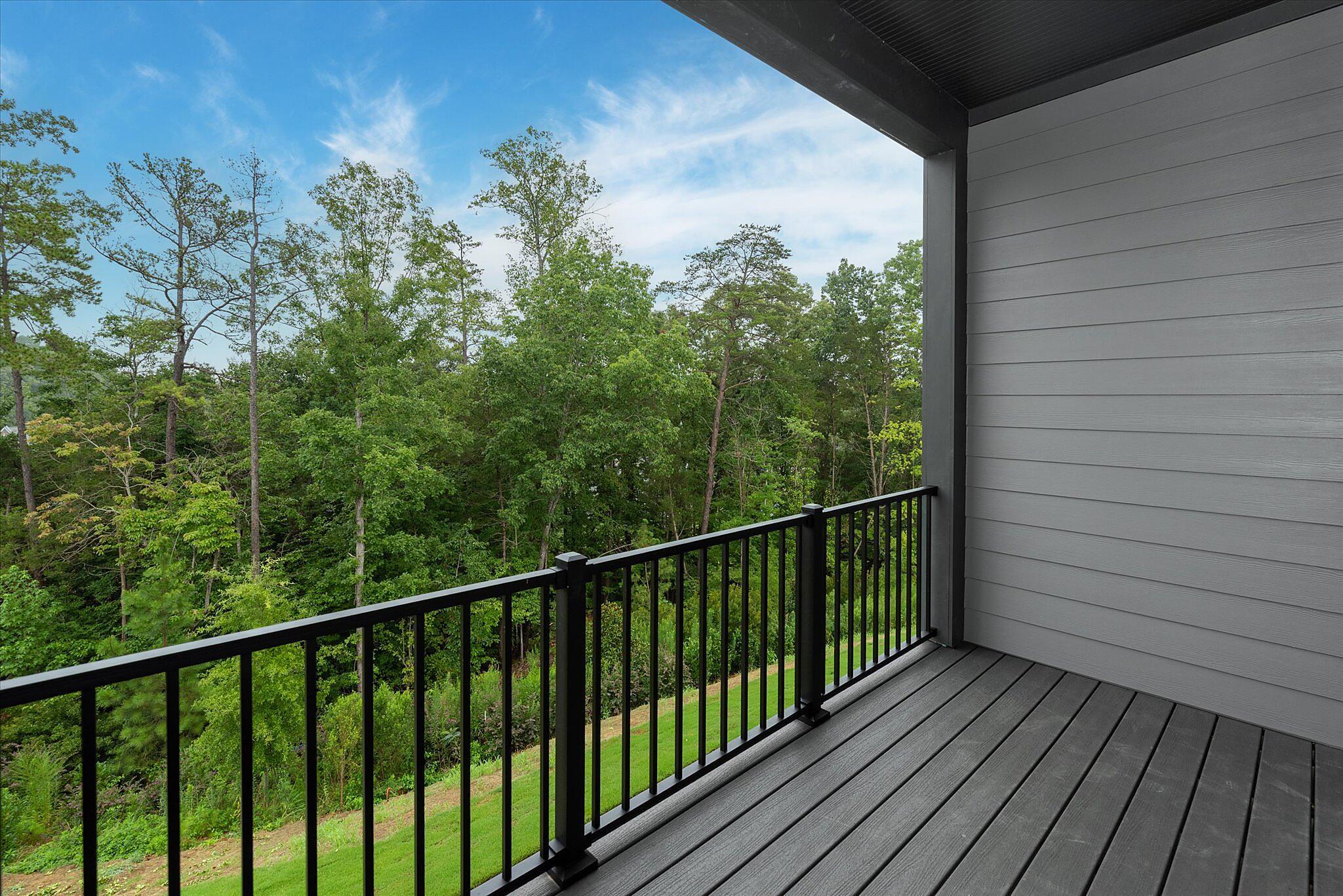 car-brx0052-081125-vt-25-covered-terrace