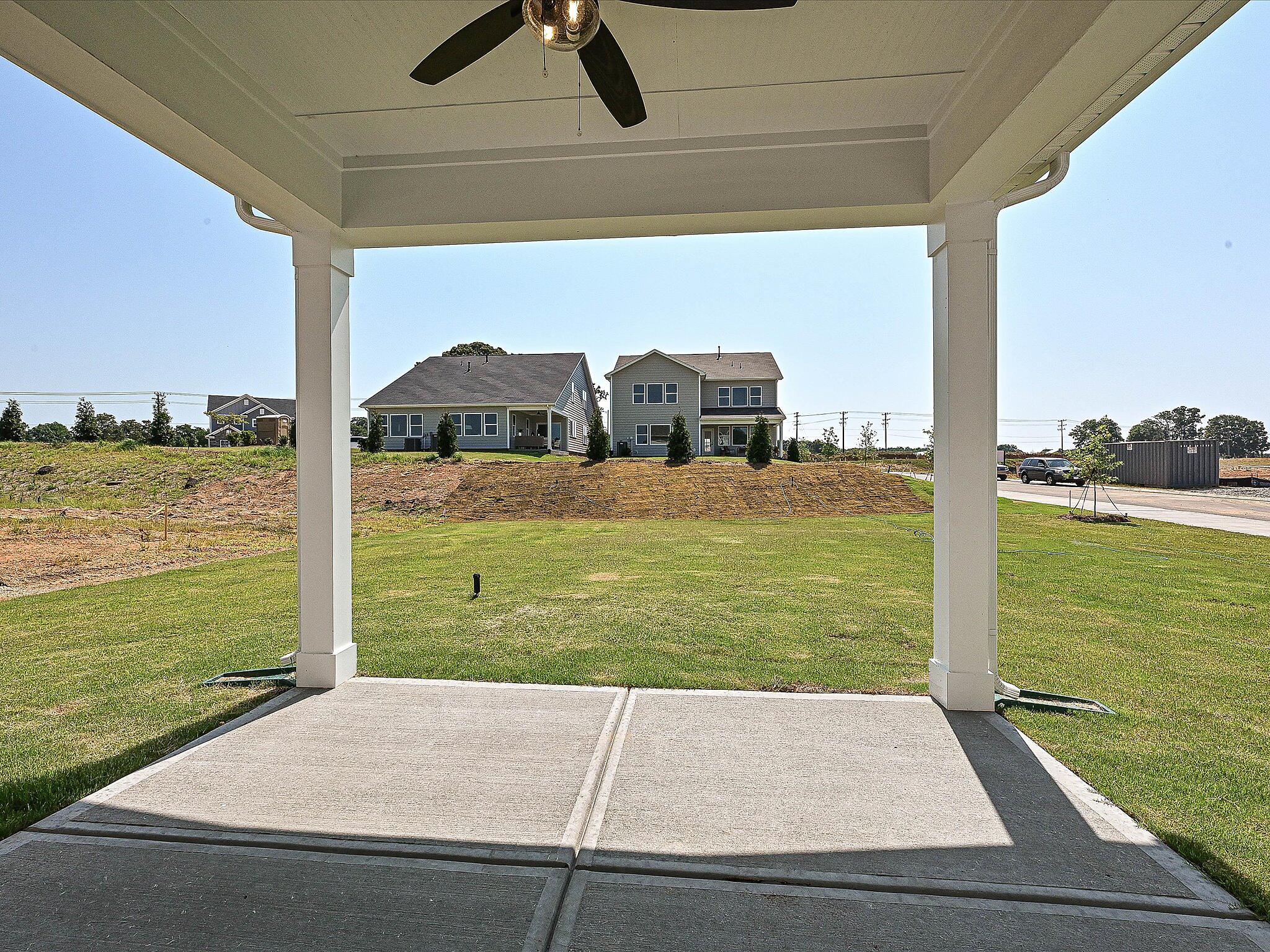 car-haf0042-062725-32-patio