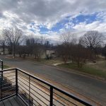 car_eqx1771_021126-terrace