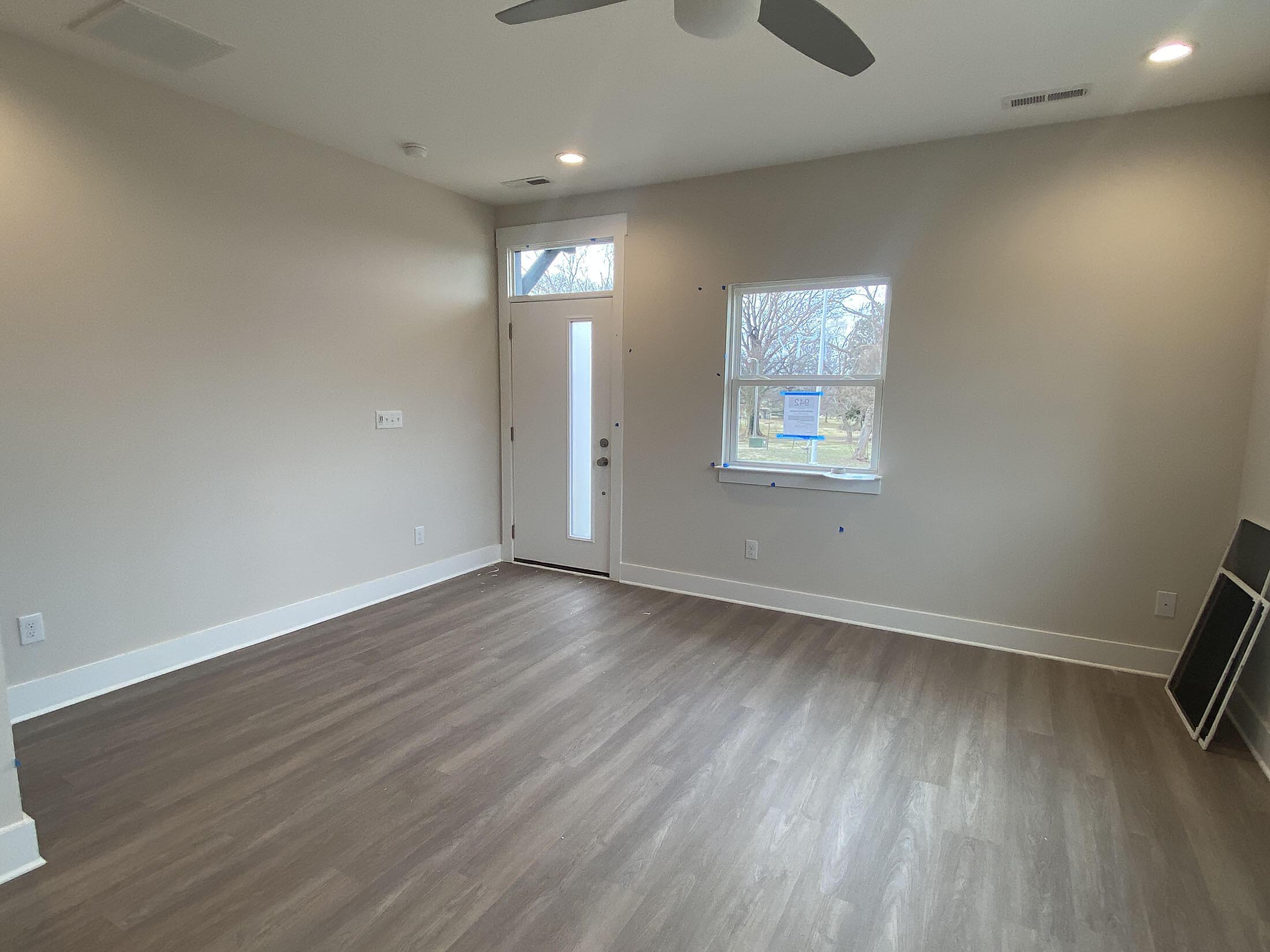 car_eqx1772_021126-flex-room_a