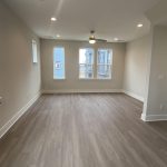 car_eqx1772_021126-living-room