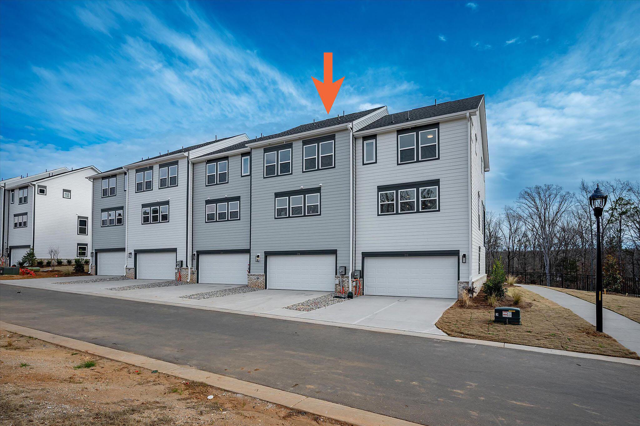 car_brx0084_012026-vt-50-exterior-building-back