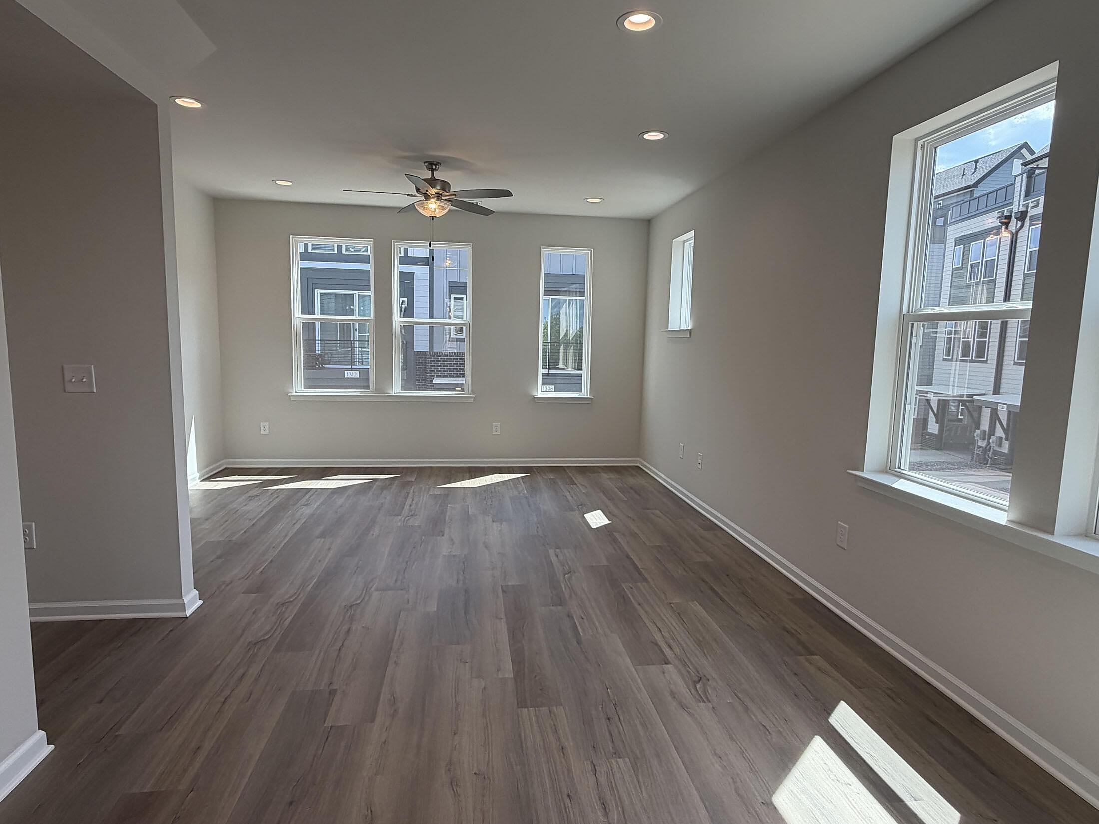 car_eqx1873_032326-family-room_a