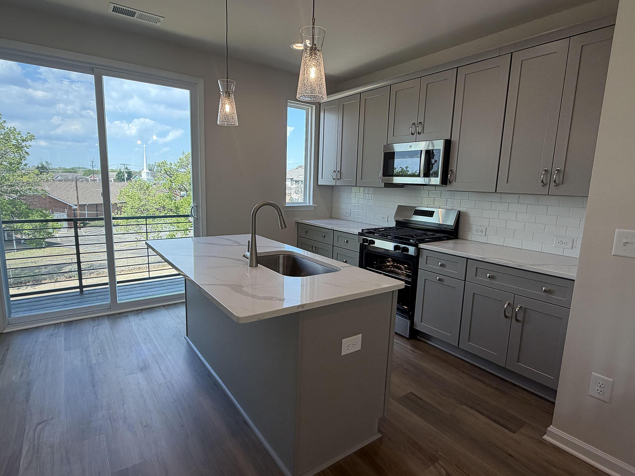 car_eqx1873_032326-kitchen_a