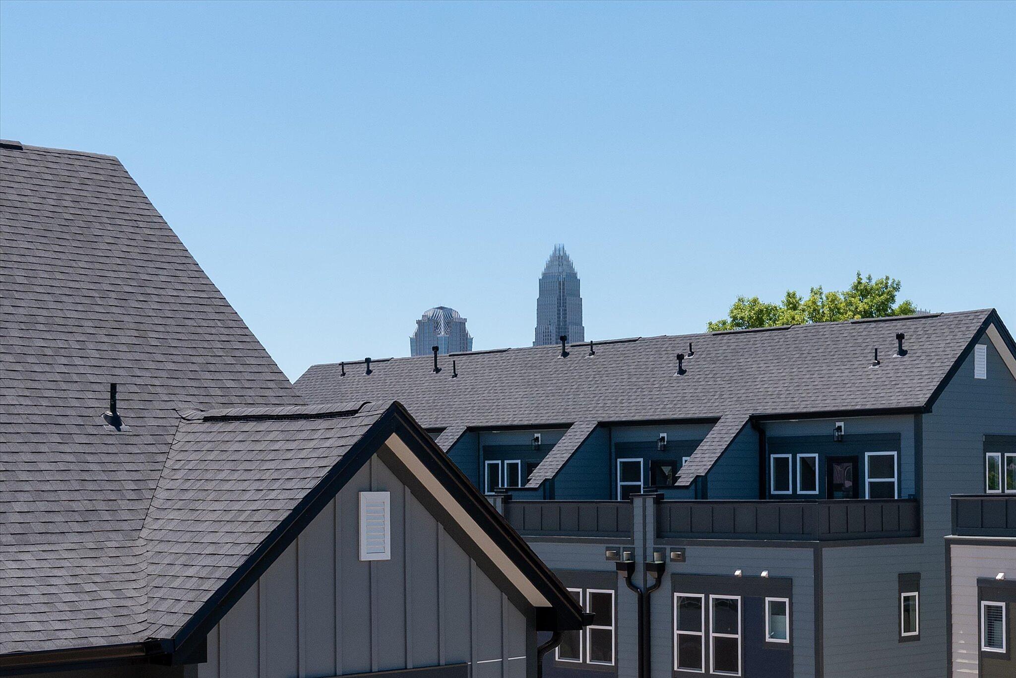 car_eqx1875_060826_vt-43-rooftop-terrace-views