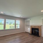 car_haf0040_081026-family-room
