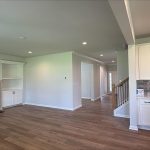 car_haf0040_081026-family-room-2