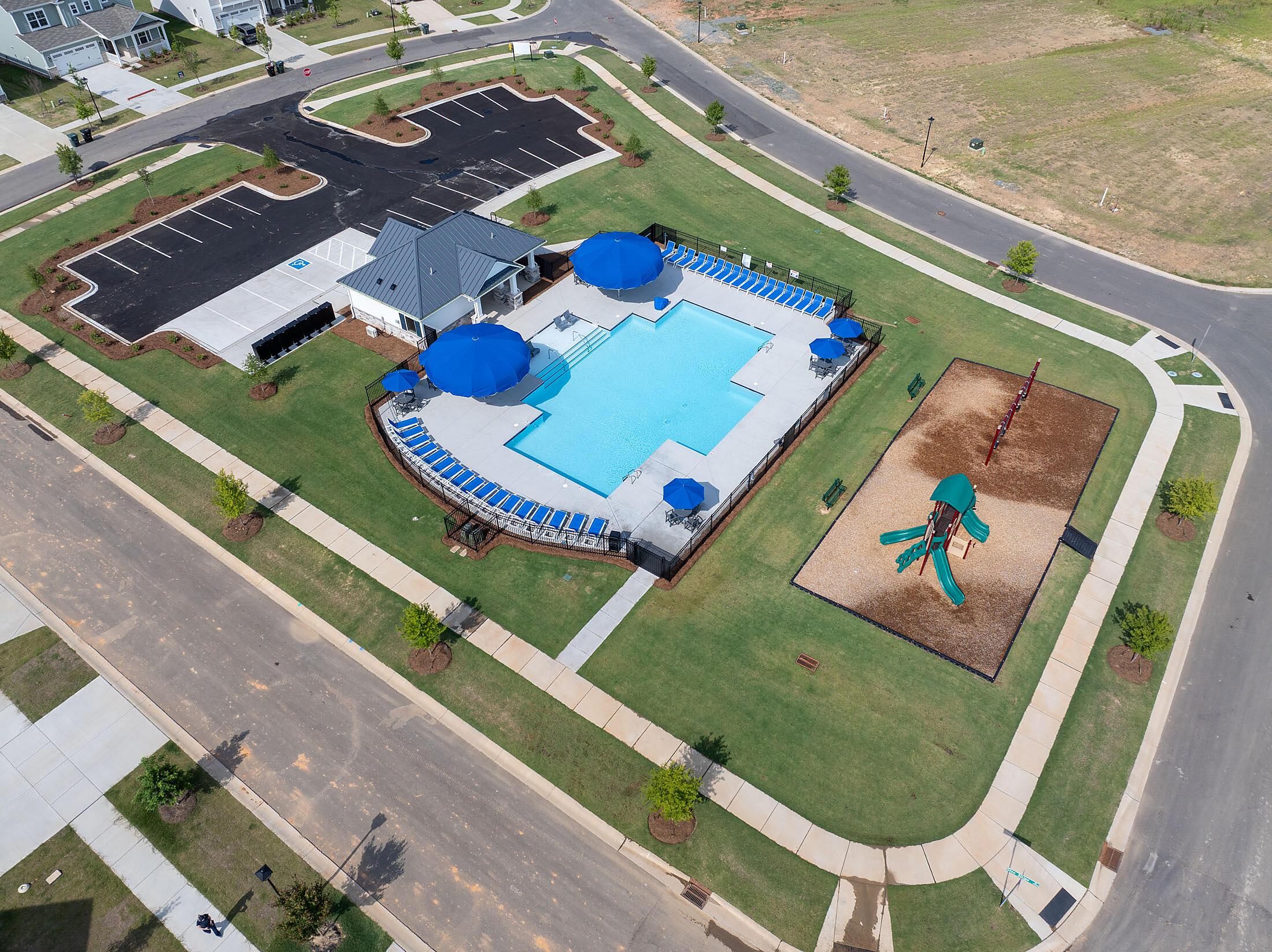car_calico-ridge-amenities-drone-7