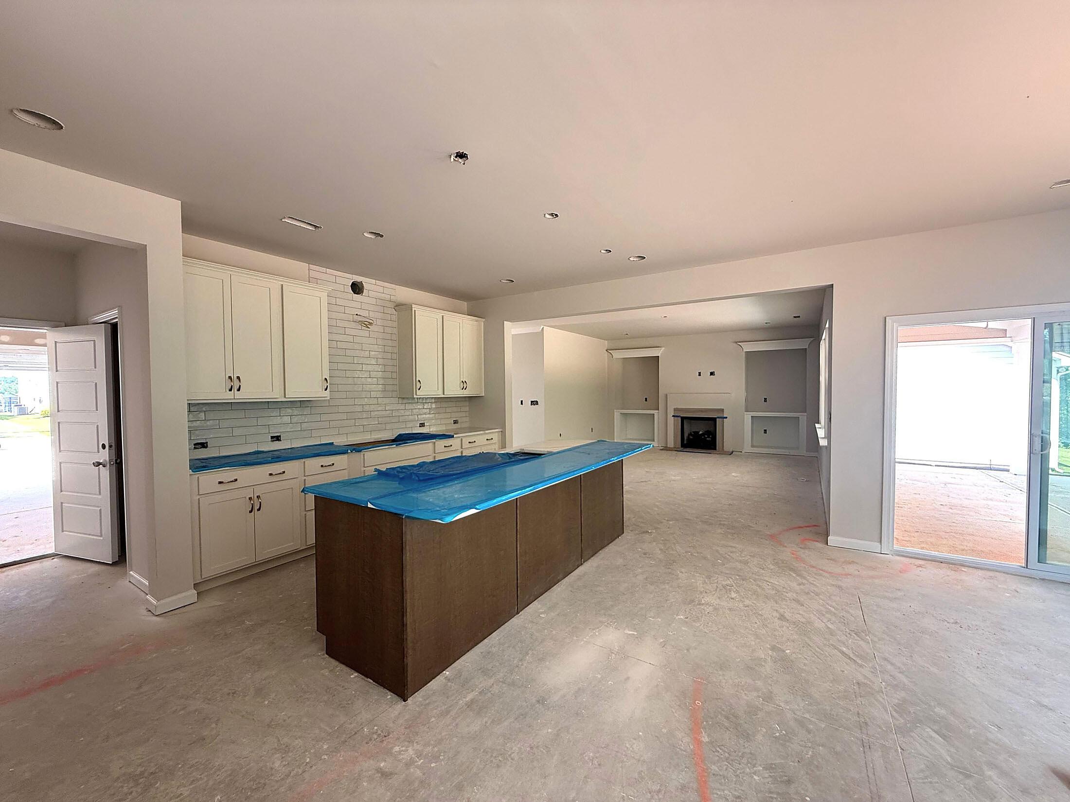 car_cwo0002_072026-dining-kitchen-family-room