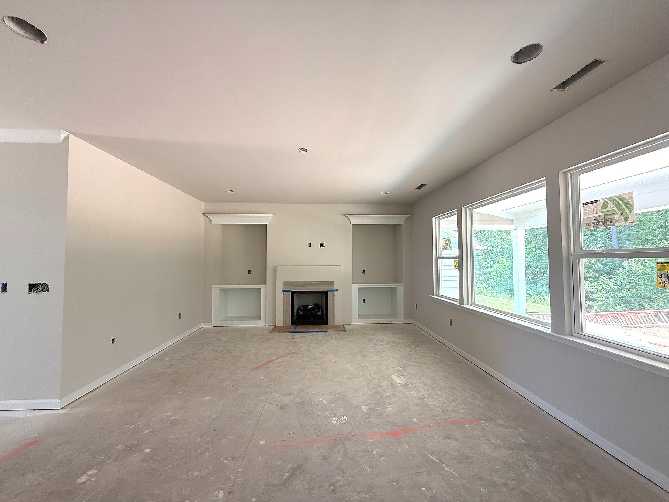 car_cwo0002_072026-family-room-2